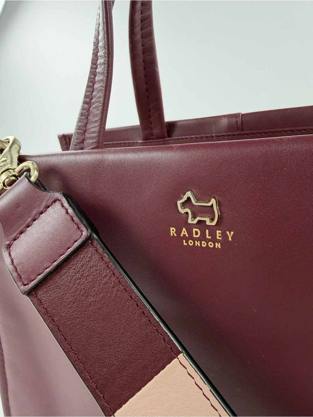 Radley London Hope Place Stripe Strap Burgundy Leather Satchel EUC - Picture 4 of 16